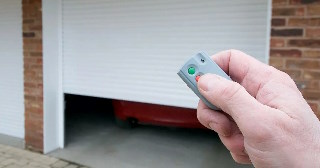 Купить автоматику для рулонных ворот Соликамск, цена от 2708 руб.